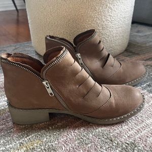 Gentle Souls ankle boots